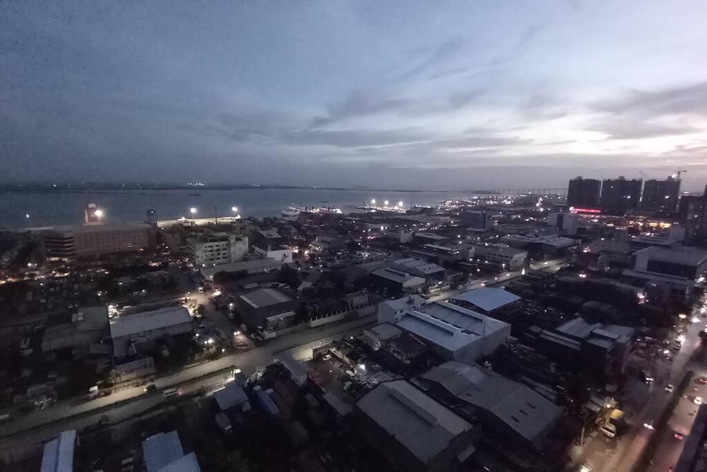 Unit Near Sm City,Gaisano Mall Of Cebu,Robinsons Galleria Екстериор снимка